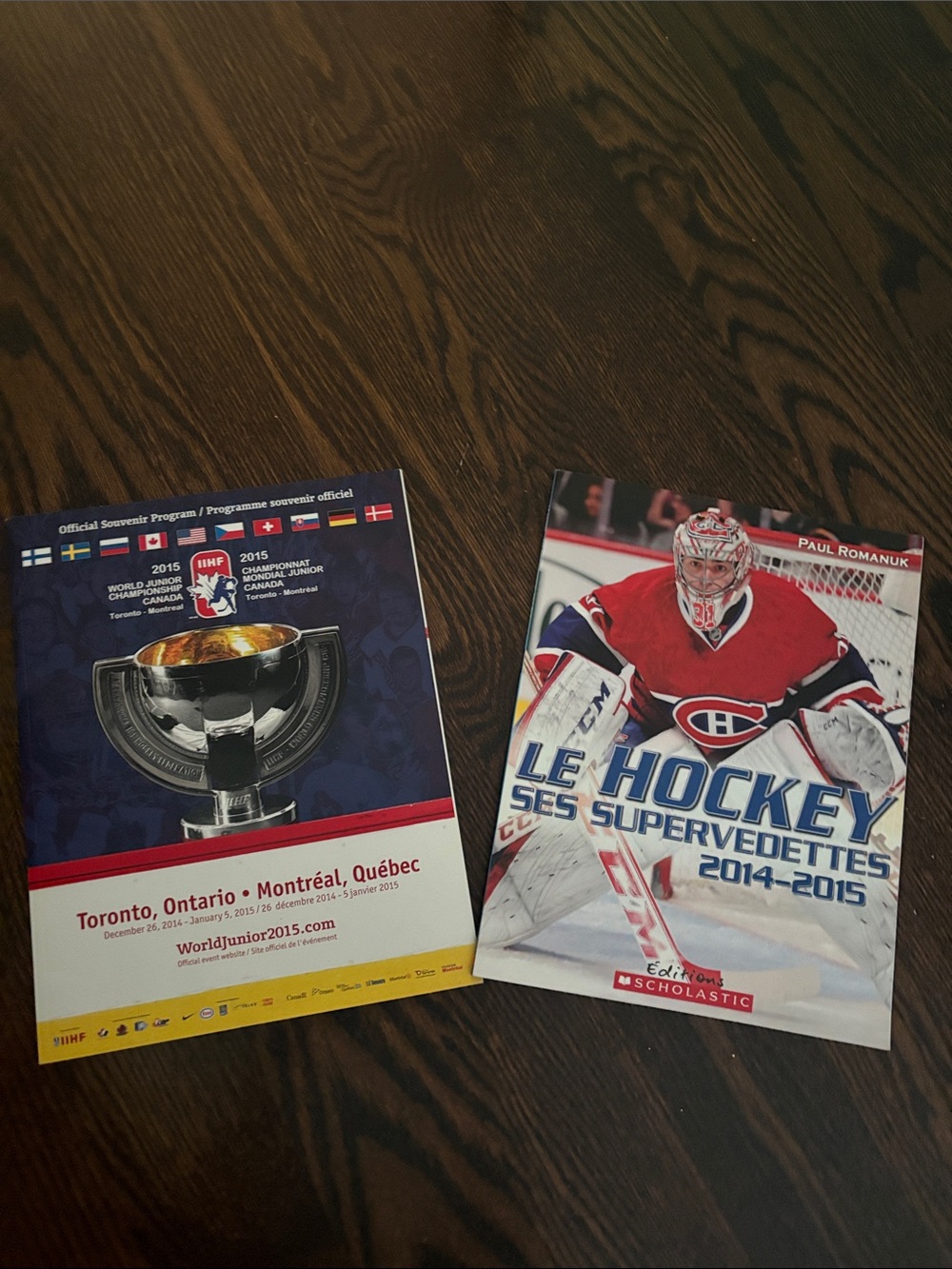 Le Hockey Book - Red and White